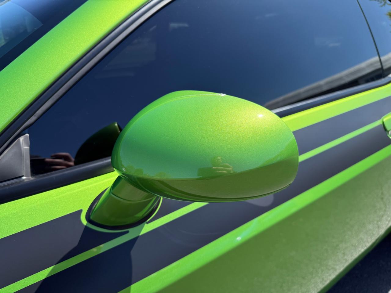 Dodge Challenger 2dr Cpe R/T Classic 2011