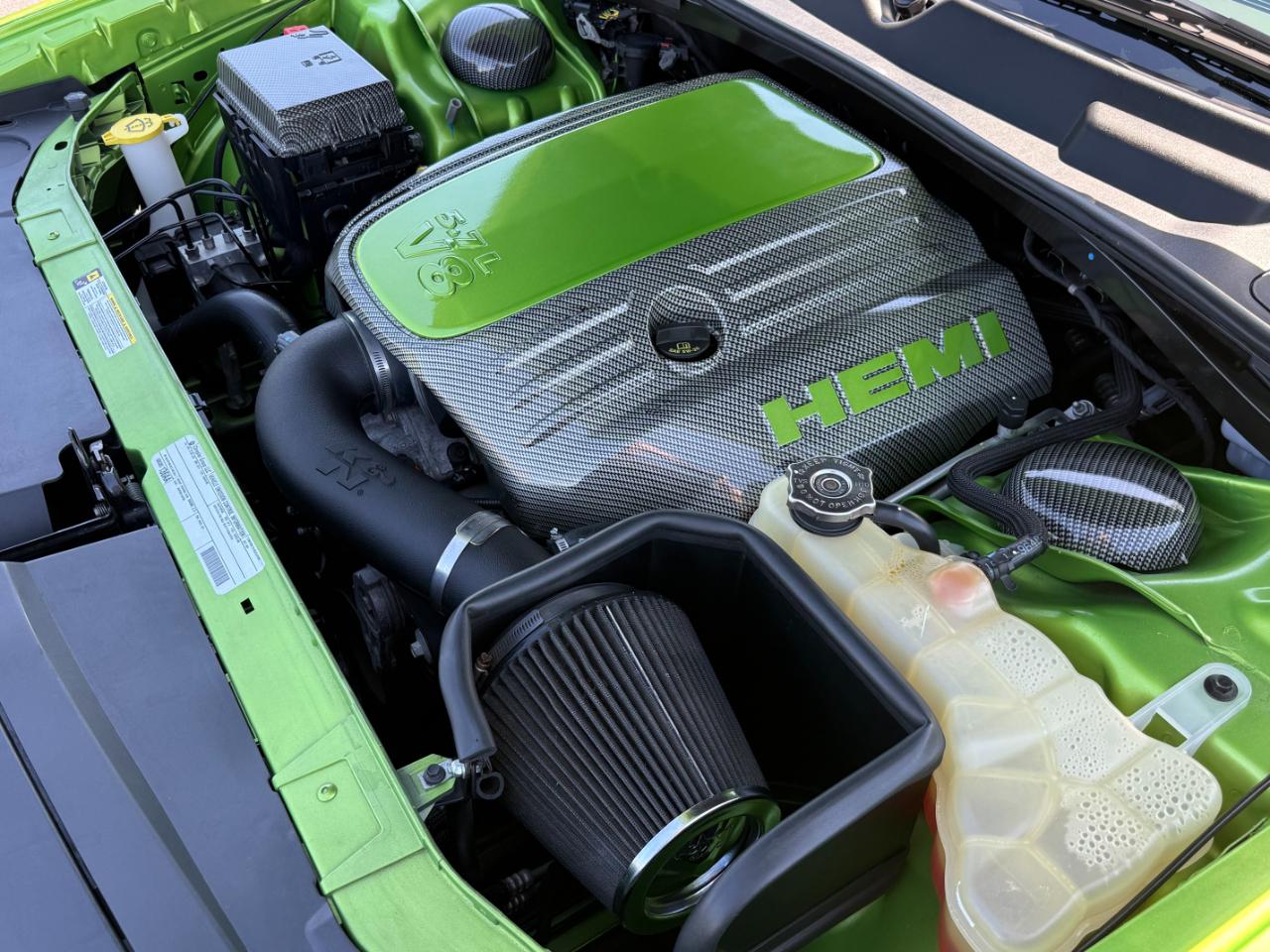 Dodge Challenger 2dr Cpe R/T Classic 2011