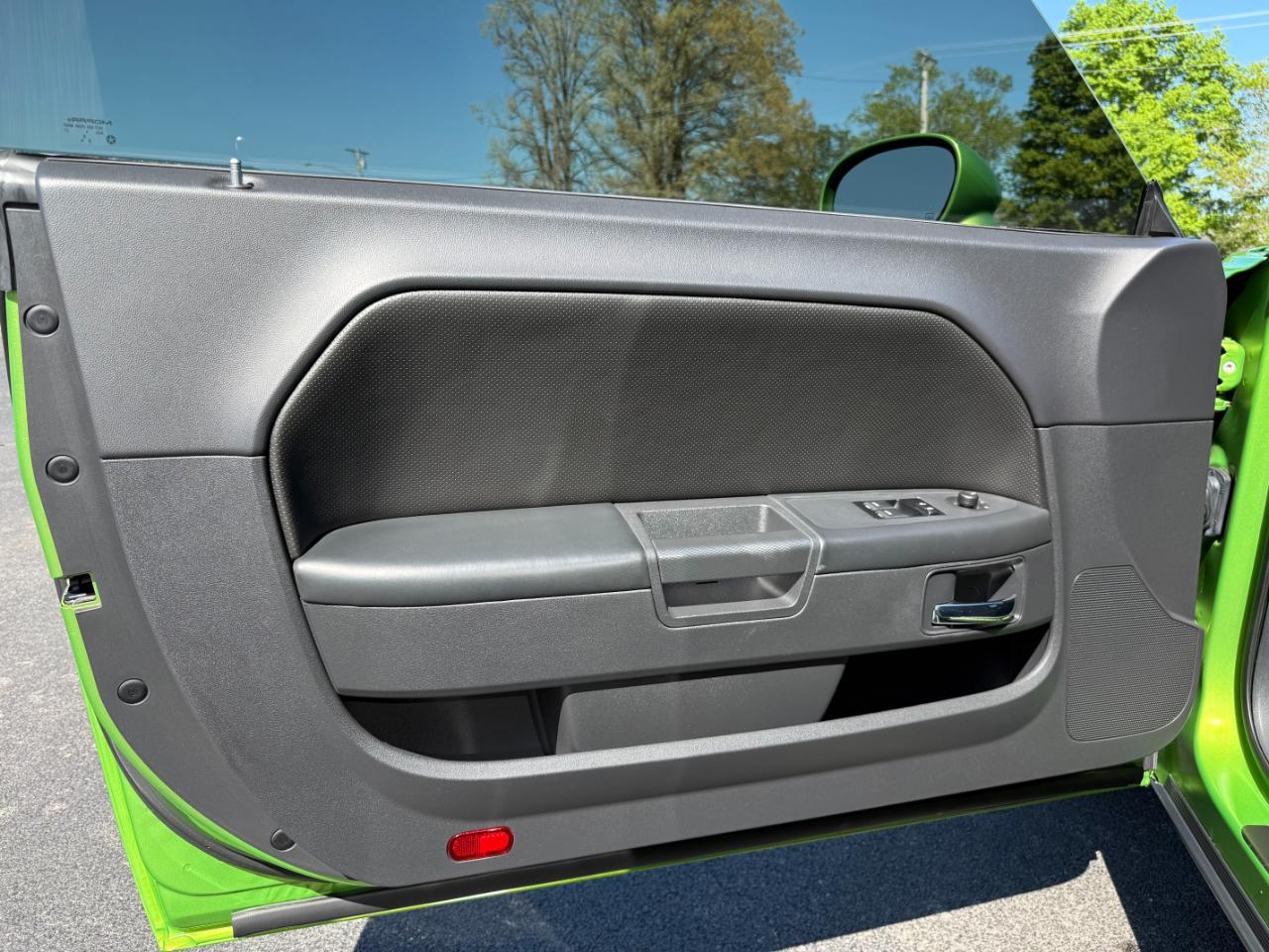 Dodge Challenger 2dr Cpe R/T Classic 2011