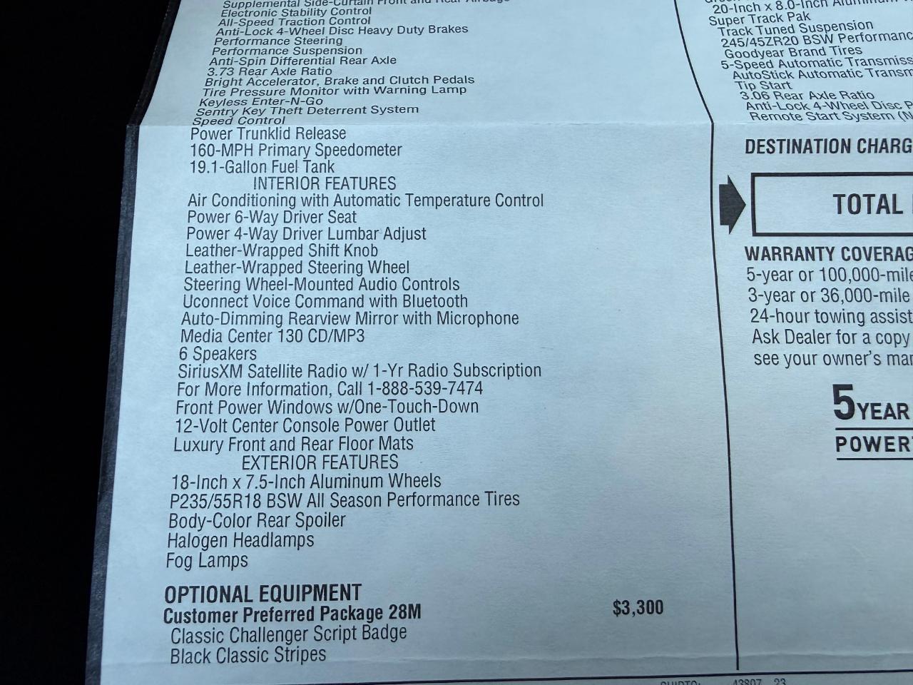 Dodge Challenger 2dr Cpe R/T Classic 2011