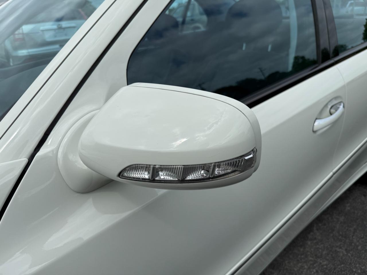 Mercedes-Benz E-Class 4dr Sdn Sport 3.5L RWD 2008