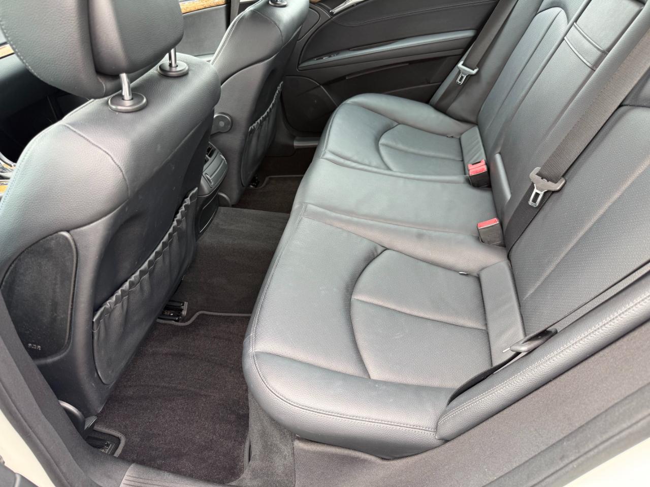 Mercedes-Benz E-Class 4dr Sdn Sport 3.5L RWD 2008