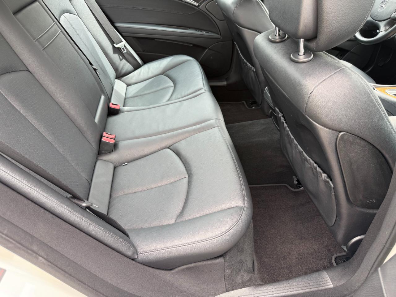 Mercedes-Benz E-Class 4dr Sdn Sport 3.5L RWD 2008