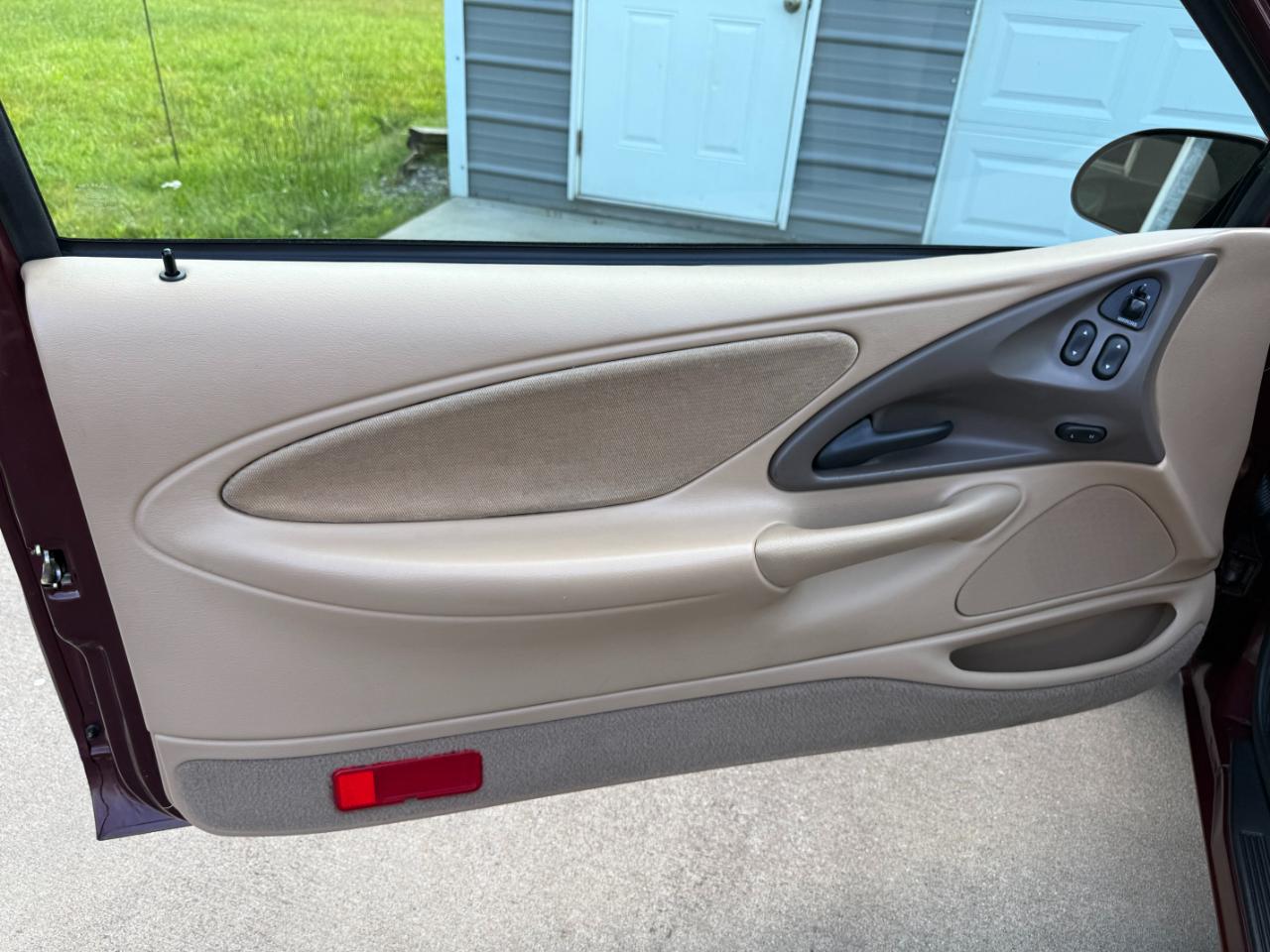 Mercury Cougar 2dr Cpe XR7 1997