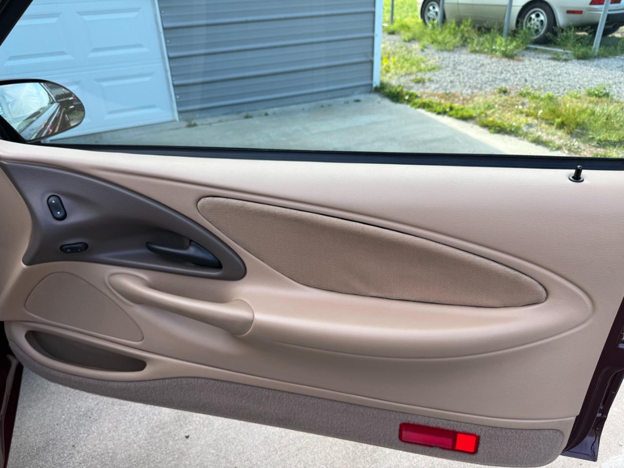Mercury Cougar 2dr Cpe XR7 1997