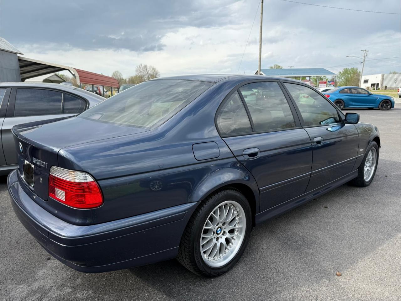 BMW 5 Series 530i 4dr Sdn 5-Spd Manual 2002