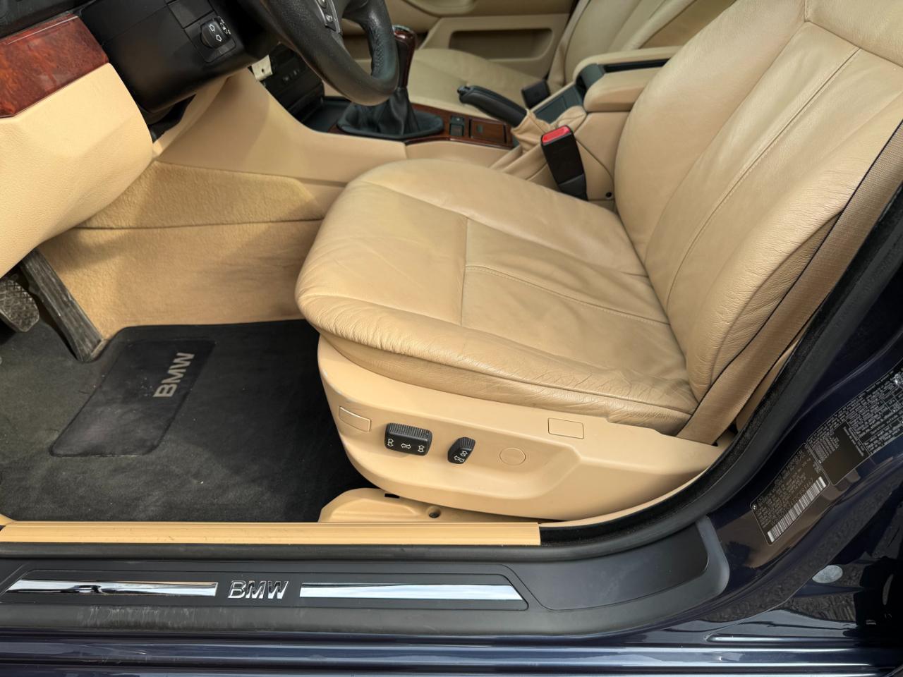 BMW 5 Series 530i 4dr Sdn 5-Spd Manual 2002