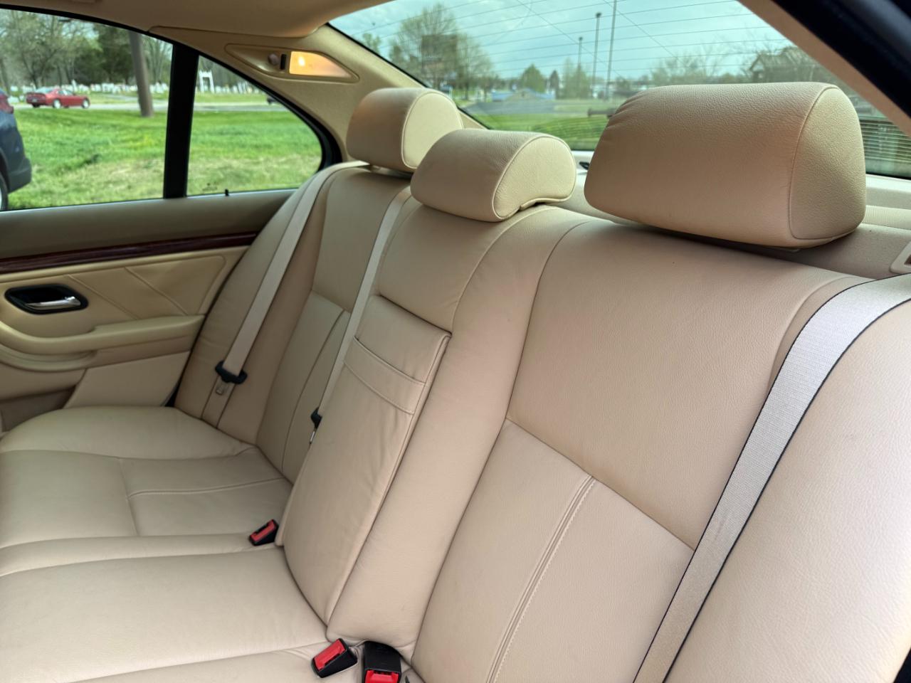 BMW 5 Series 530i 4dr Sdn 5-Spd Manual 2002