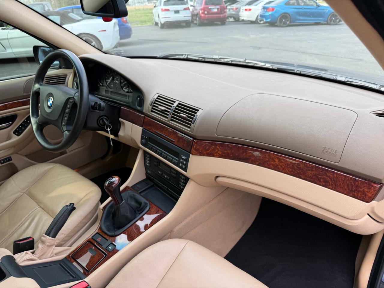 BMW 5 Series 530i 4dr Sdn 5-Spd Manual 2002