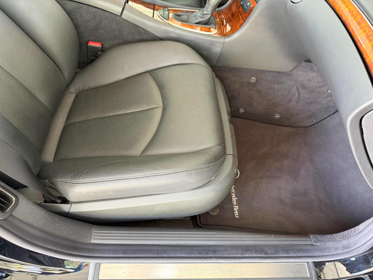 Mercedes-Benz E500  2003
