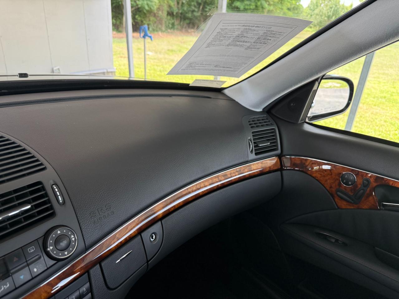 Mercedes-Benz E500  2003