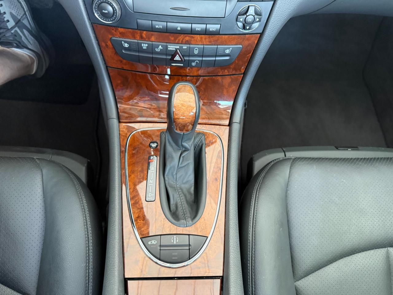 Mercedes-Benz E500  2003