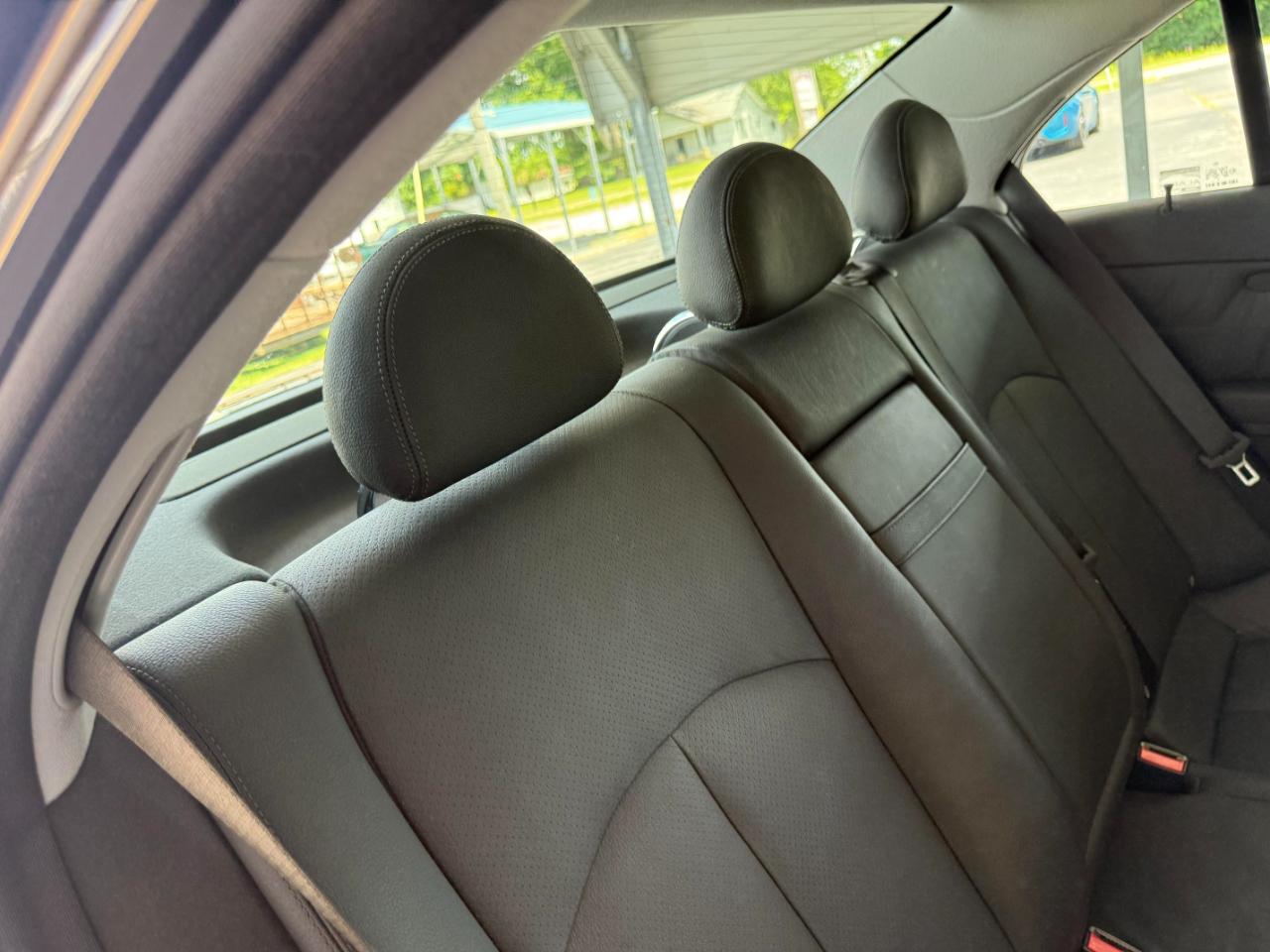 Mercedes-Benz E500  2003