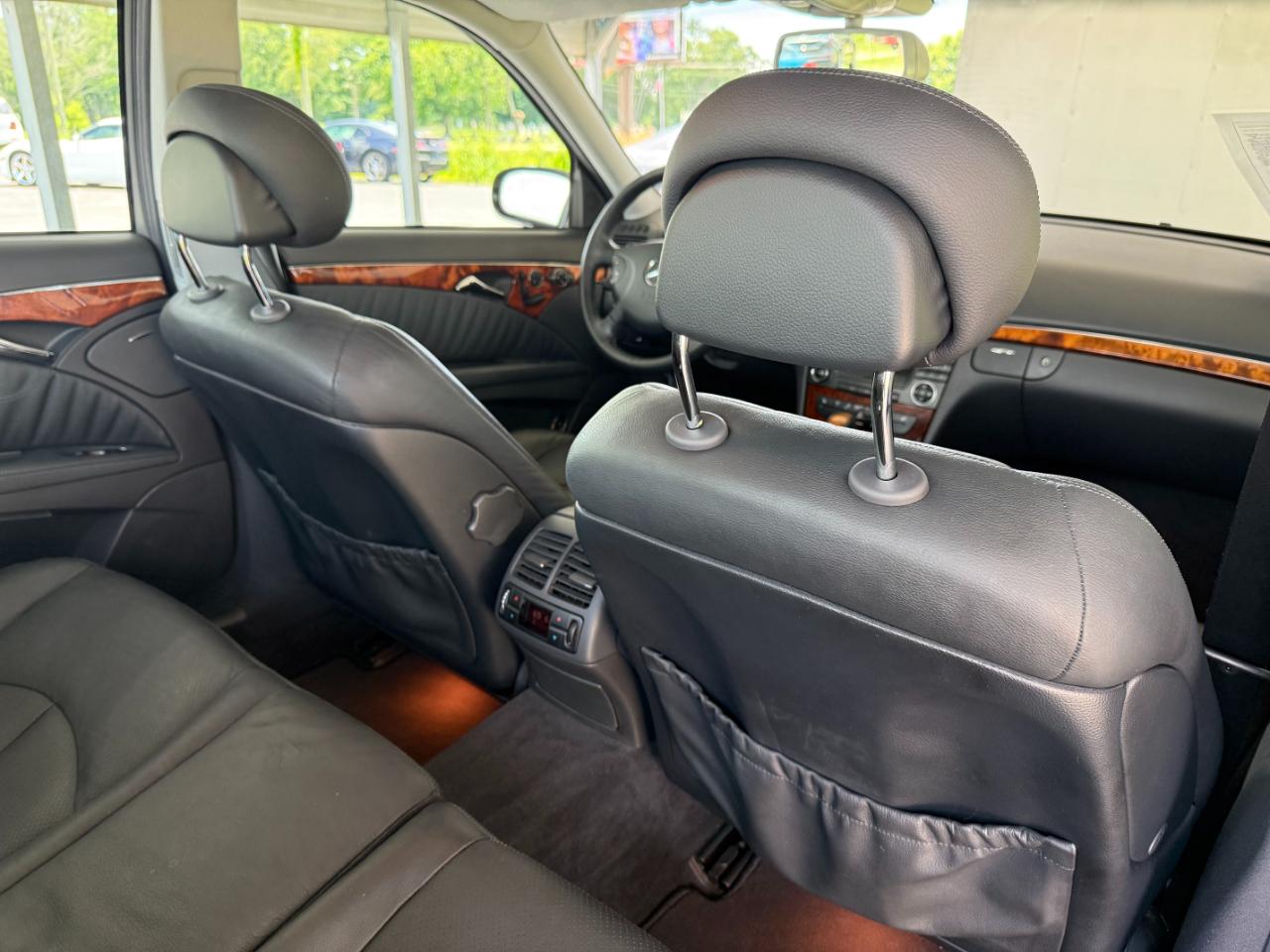 Mercedes-Benz E500  2003