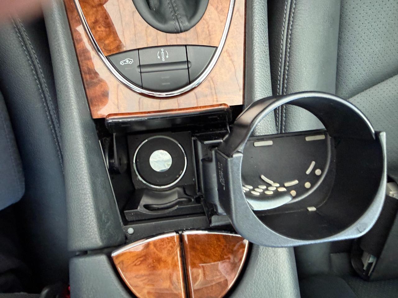 Mercedes-Benz E500  2003