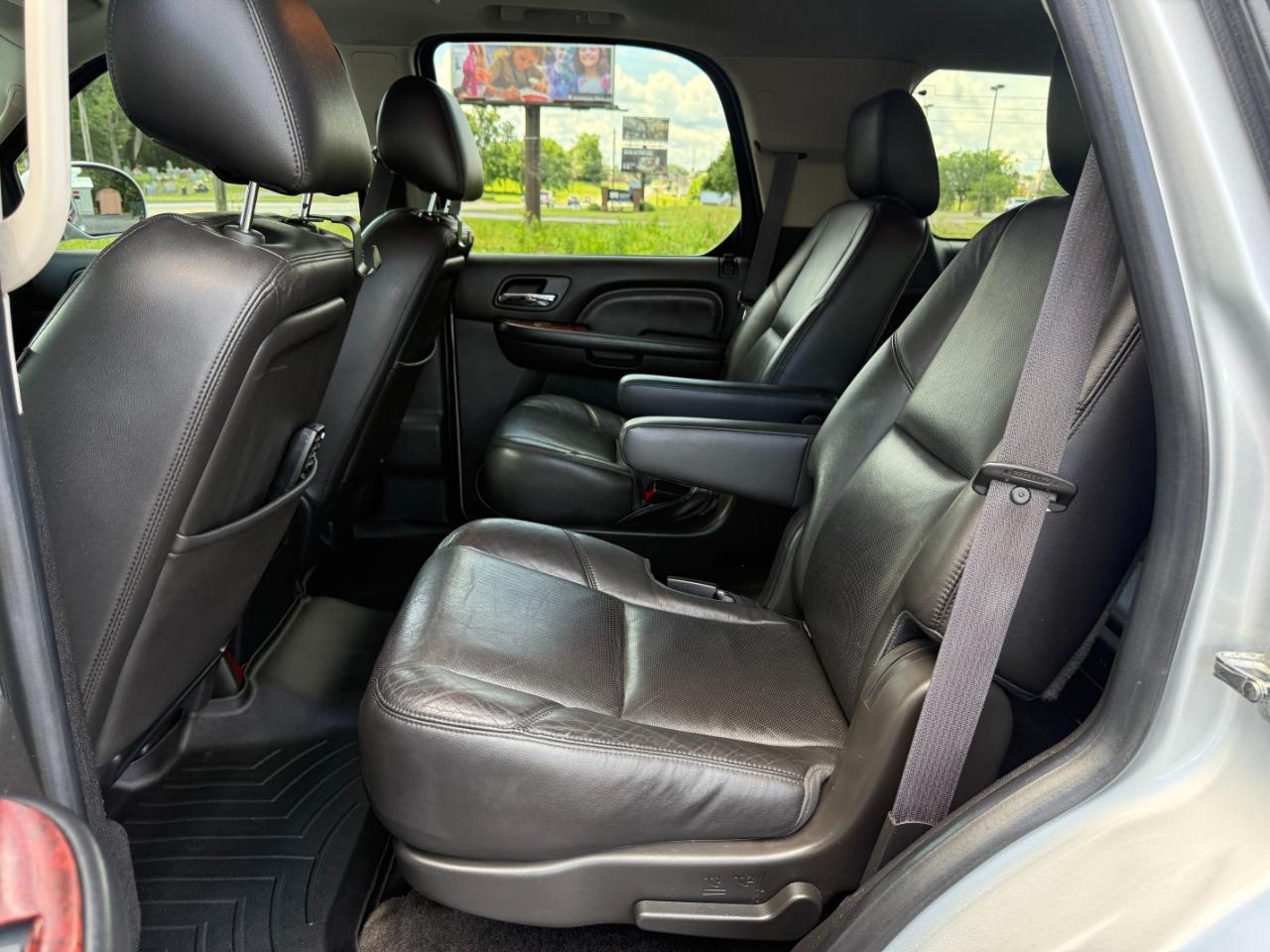 Cadillac Escalade AWD 4dr Premium 2014