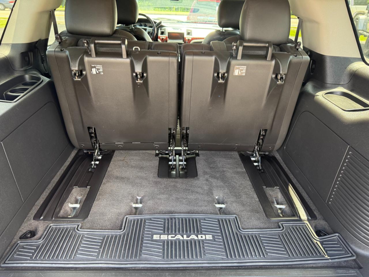 Cadillac Escalade AWD 4dr Premium 2014