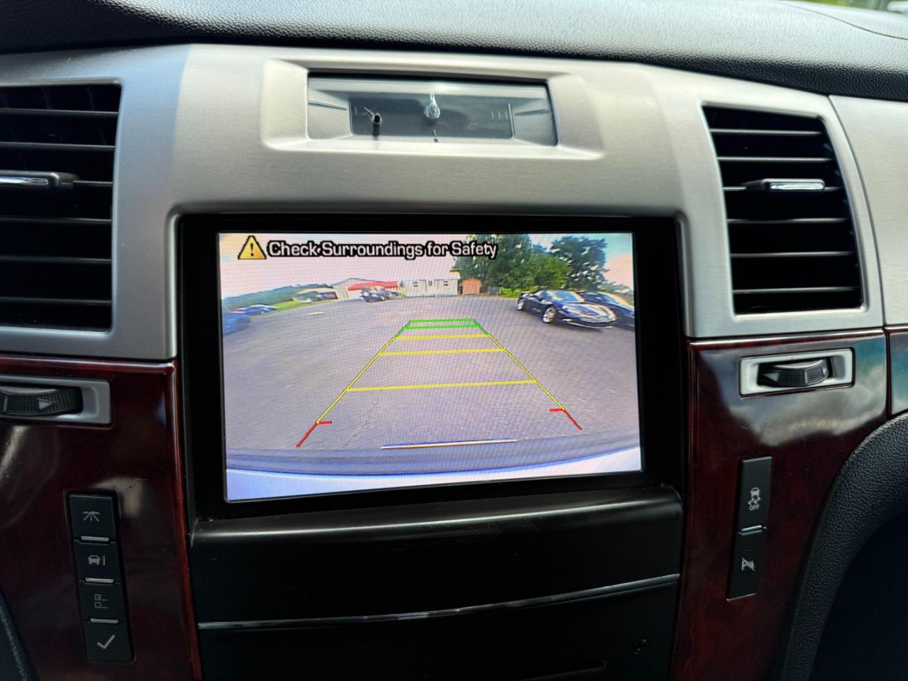 Cadillac Escalade AWD 4dr Premium 2014