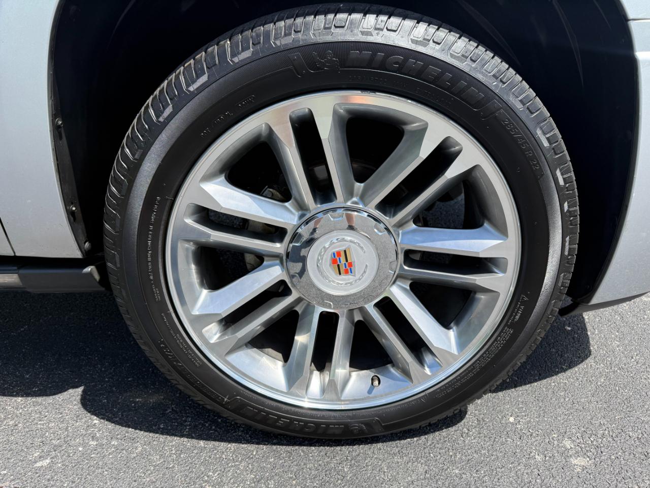 Cadillac Escalade AWD 4dr Premium 2014