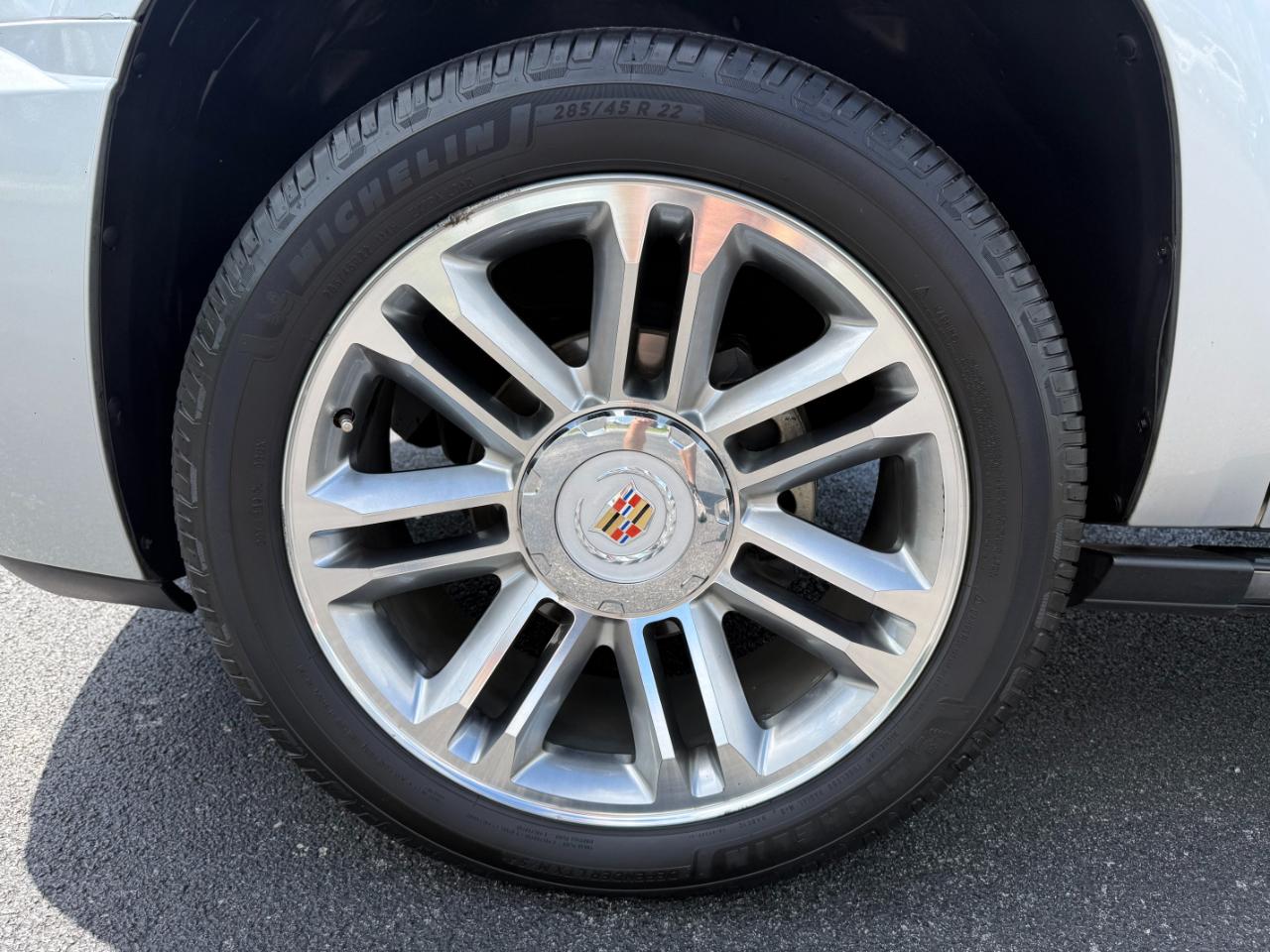 Cadillac Escalade AWD 4dr Premium 2014