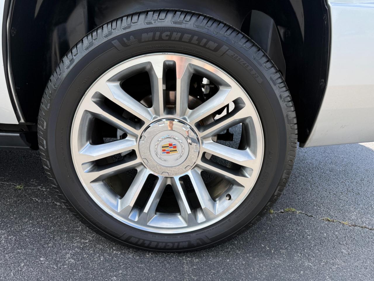 Cadillac Escalade AWD 4dr Premium 2014