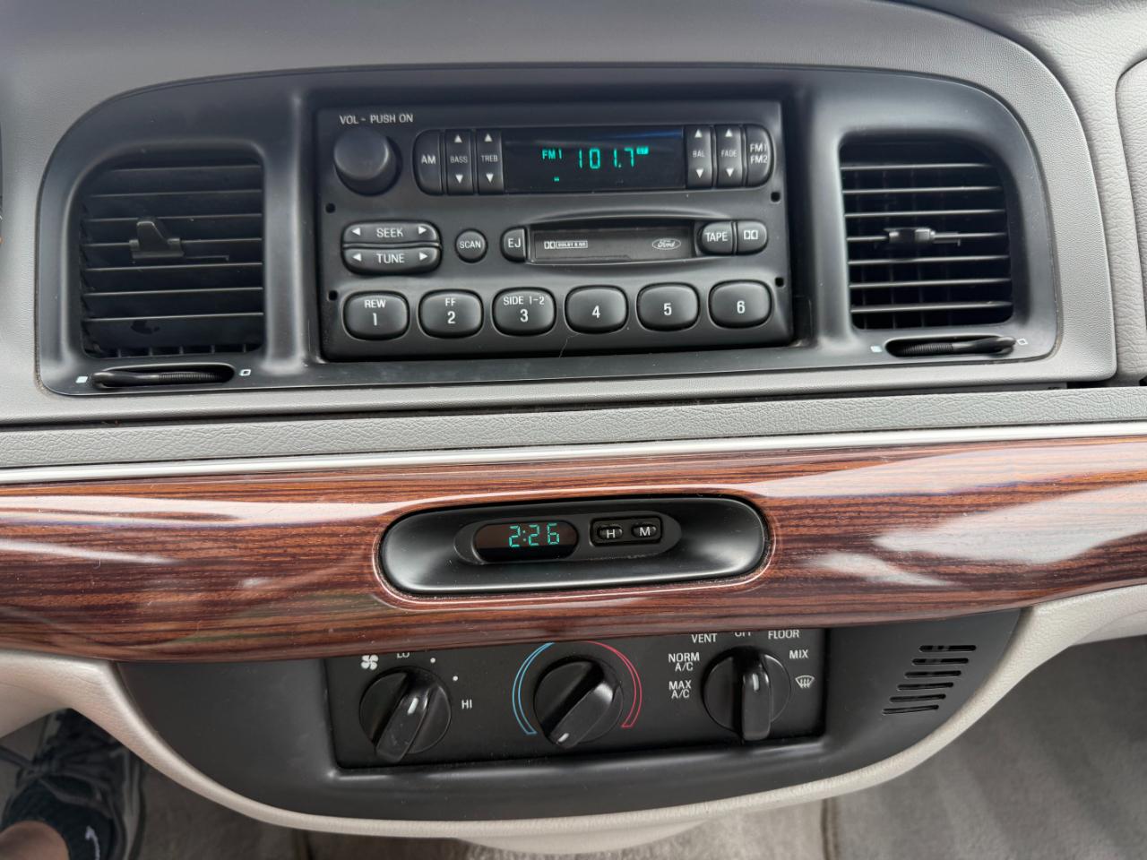 Mercury Grand Marquis 4dr Sdn GS 1996