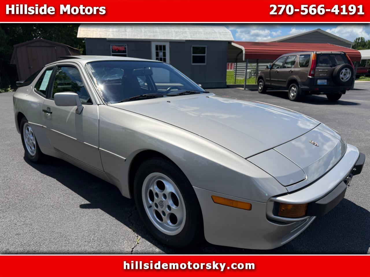 Porsche 944 2dr Coupe 5-Spd 1988