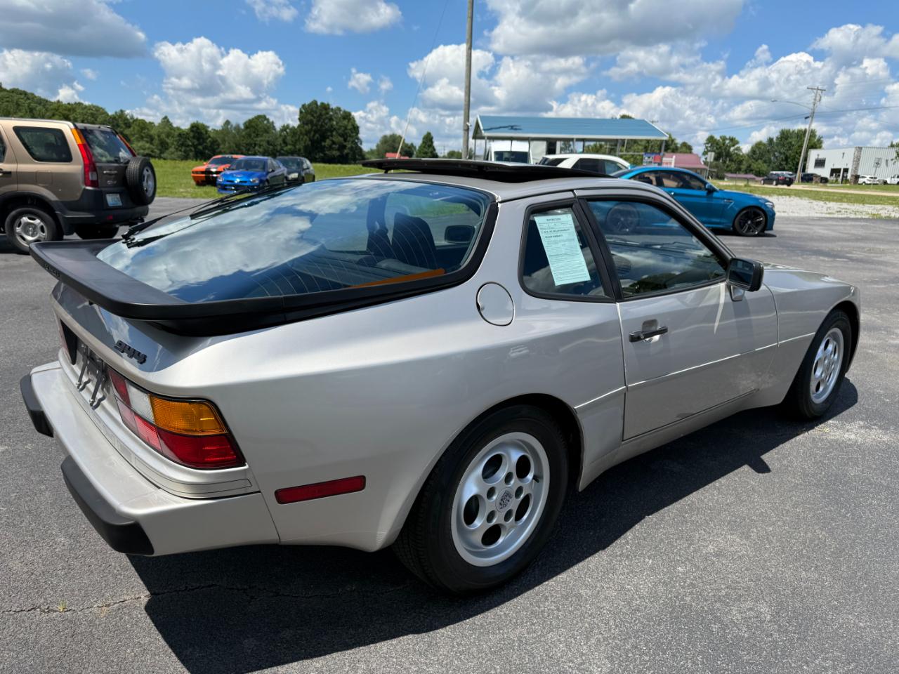 Porsche 944 2dr Coupe 5-Spd 1988