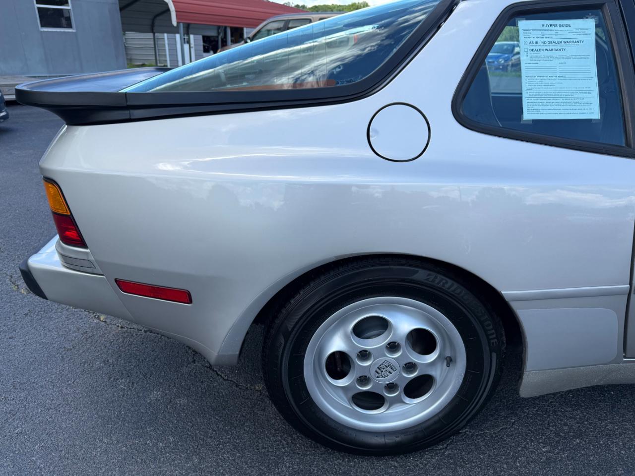 Porsche 944 2dr Coupe 5-Spd 1988
