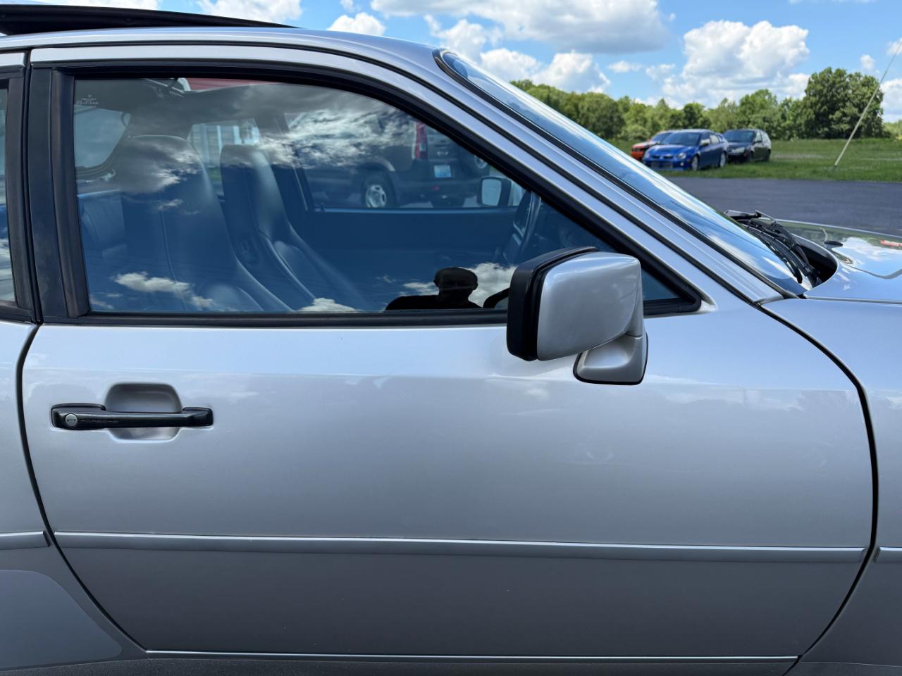 Porsche 944 2dr Coupe 5-Spd 1988