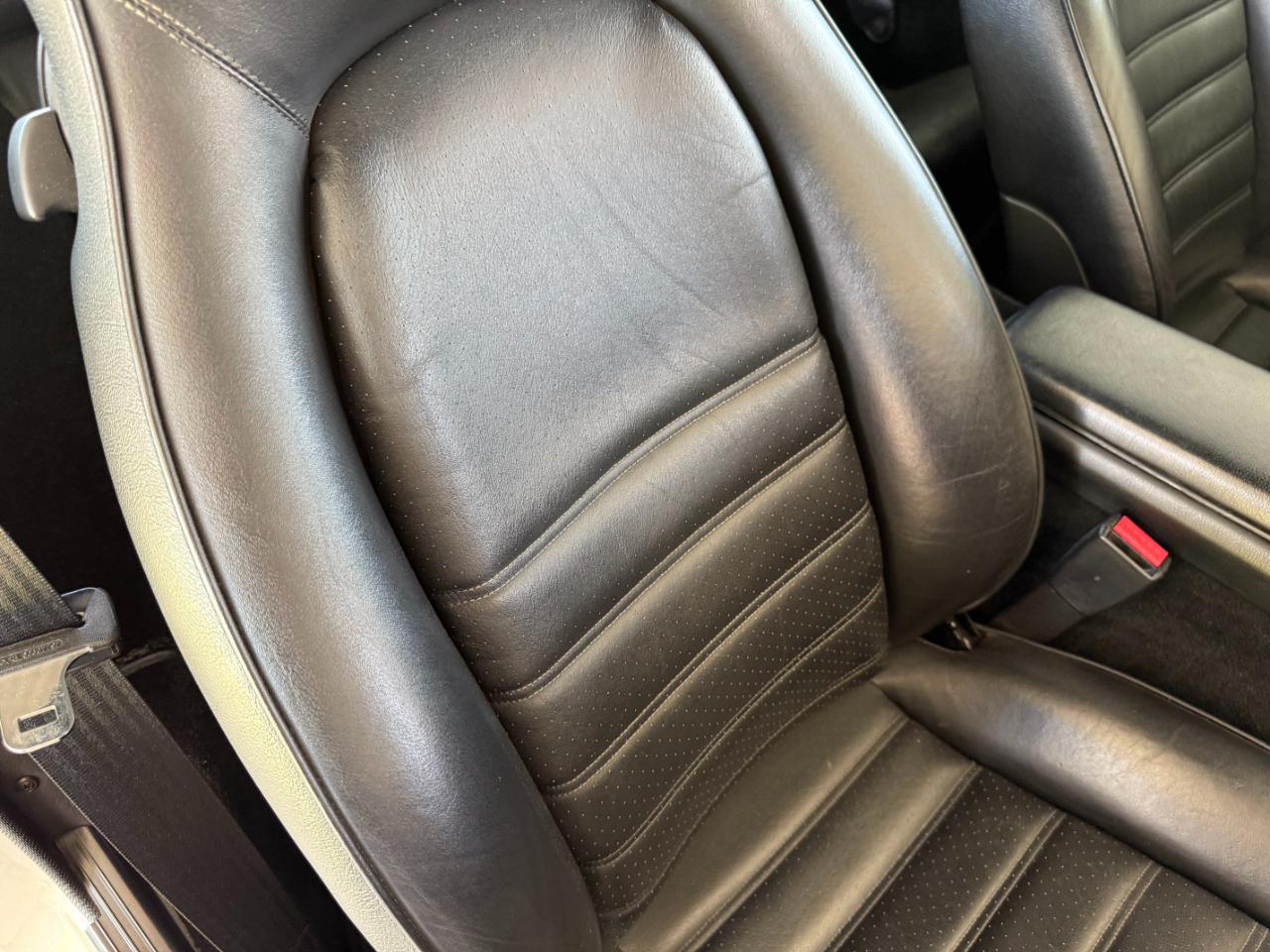 Porsche 944 2dr Coupe 5-Spd 1988