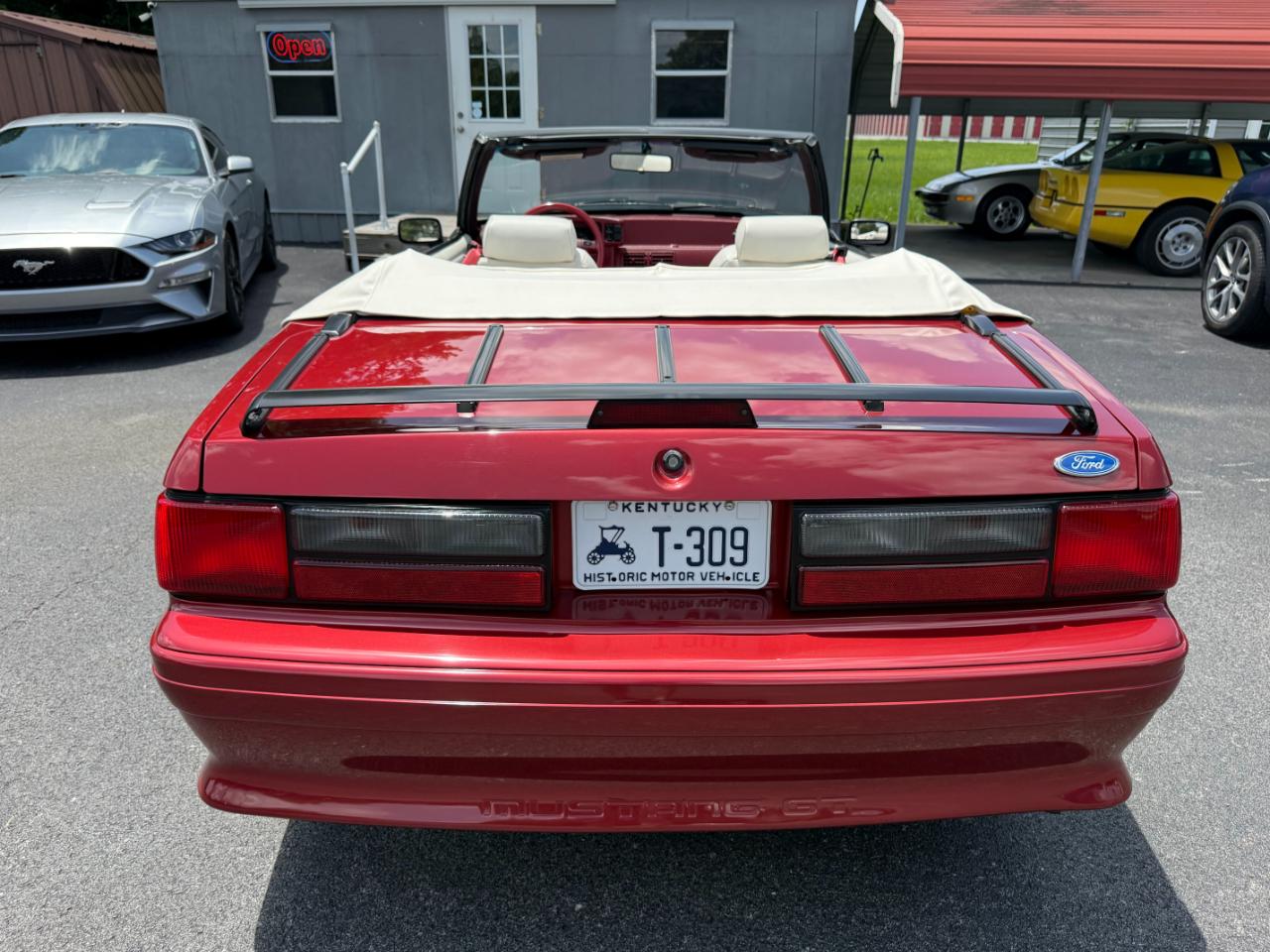 Ford Mustang 2dr Convertible GT 1992