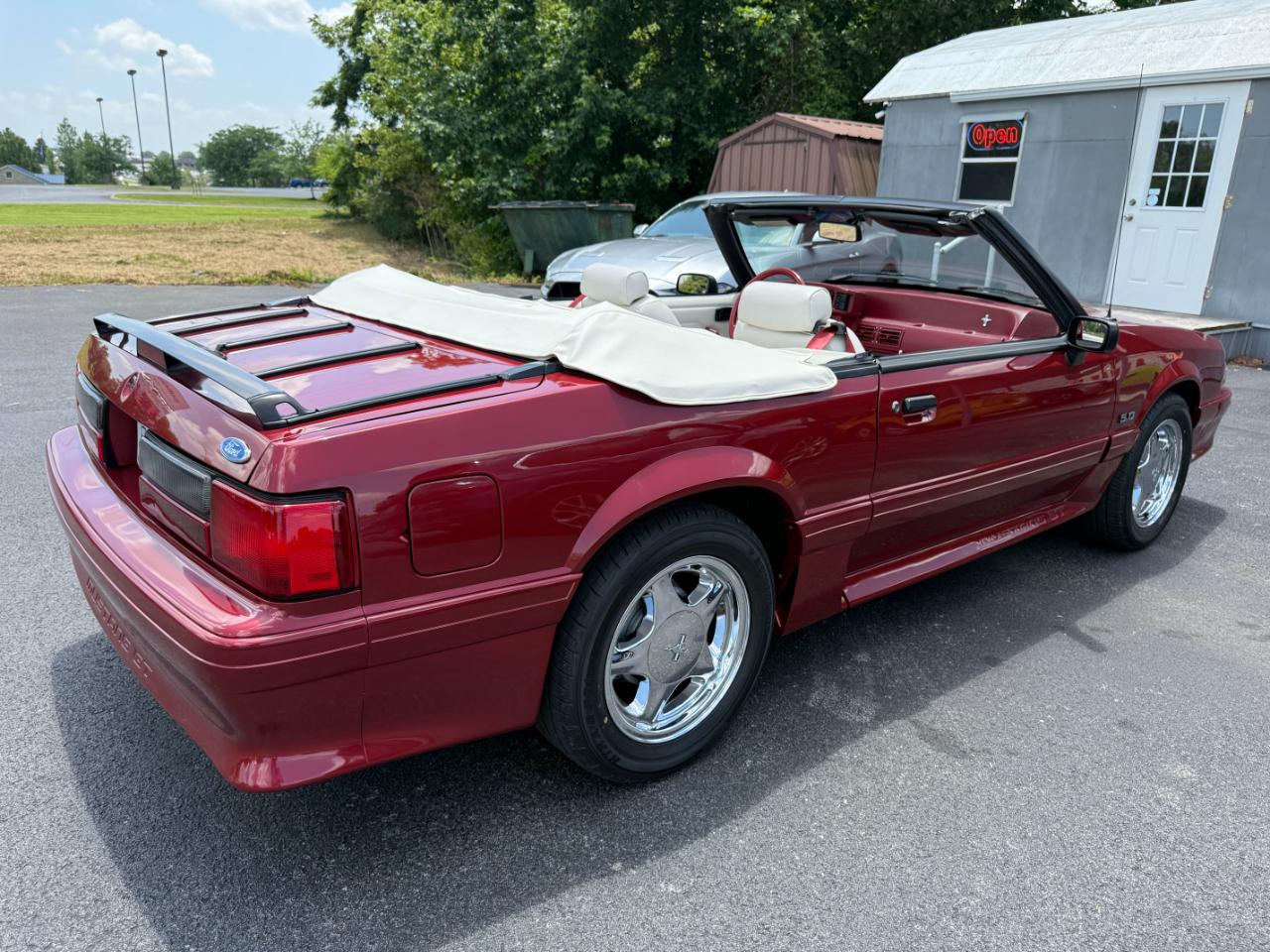 Ford Mustang 2dr Convertible GT 1992
