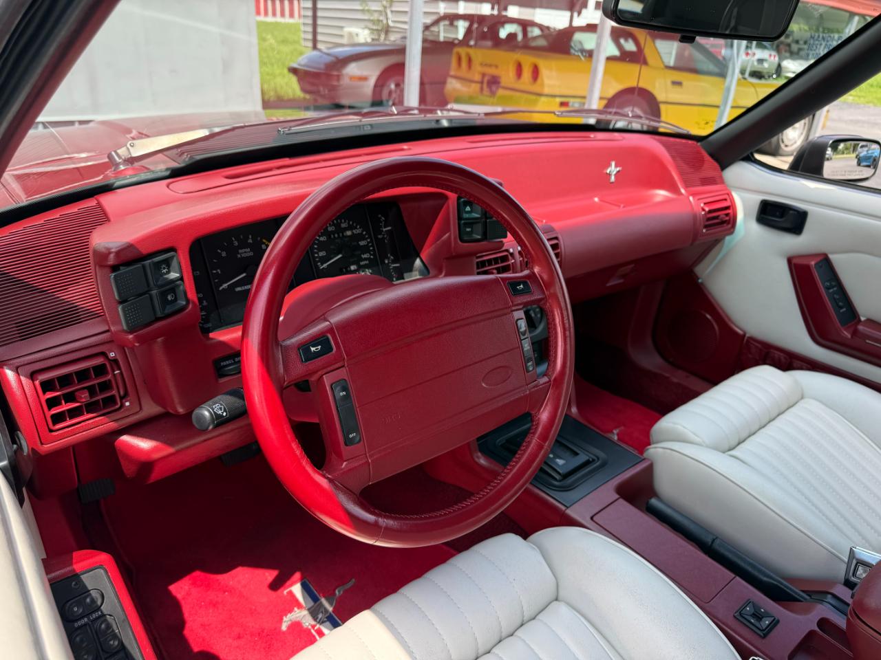 Ford Mustang 2dr Convertible GT 1992