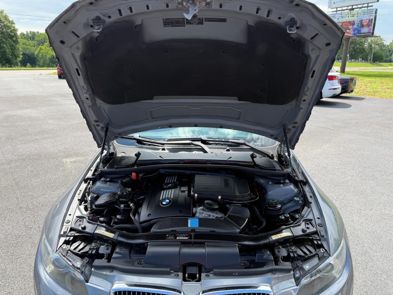 BMW 3 Series 2dr Cpe 335i RWD 2008