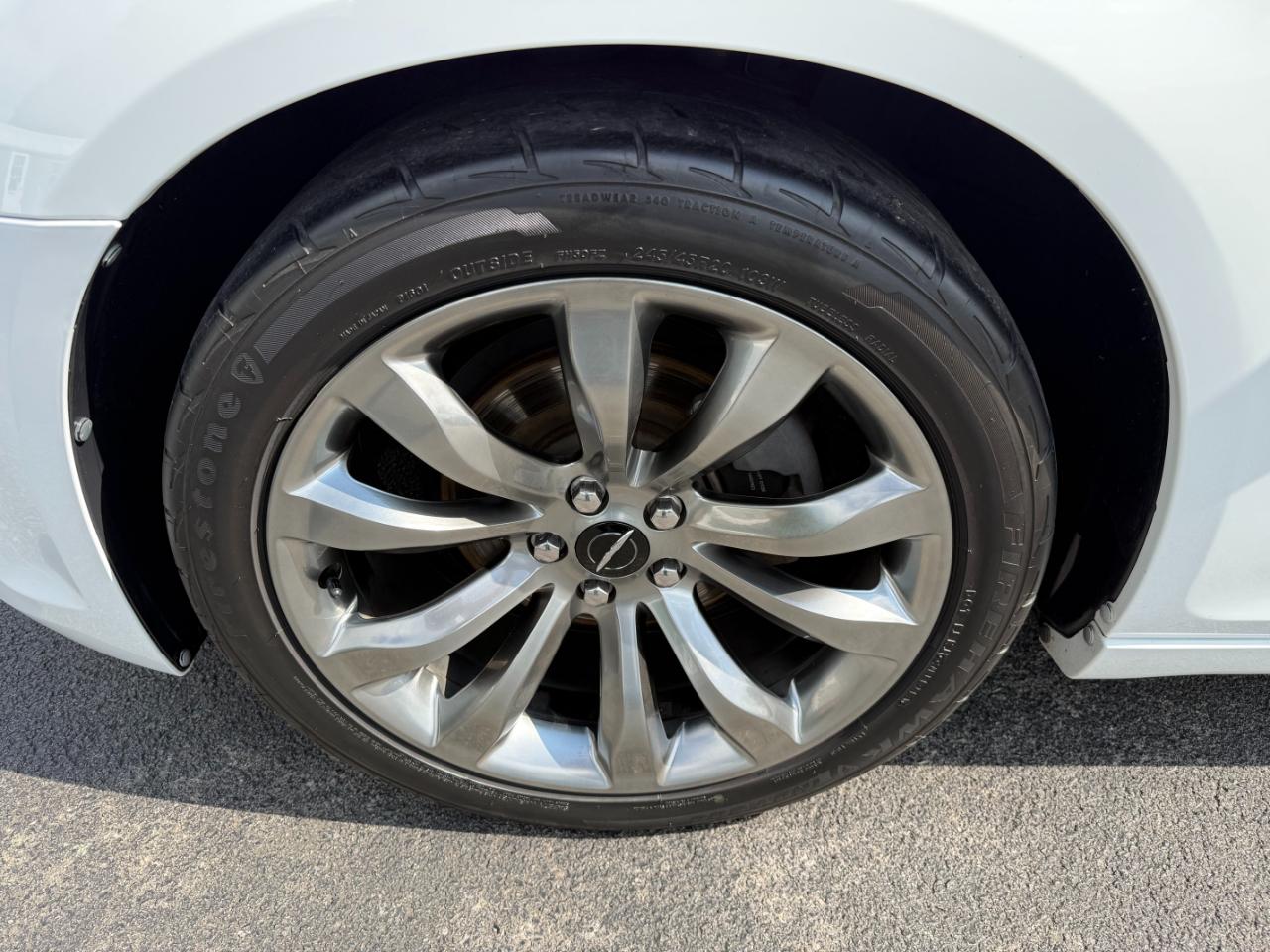Chrysler 300 4dr Sdn 300S RWD 2014