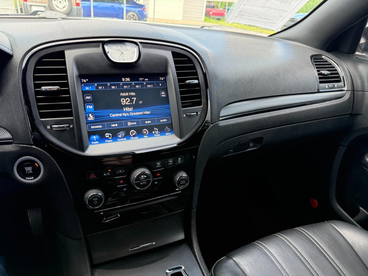 Chrysler 300 4dr Sdn 300S RWD 2014