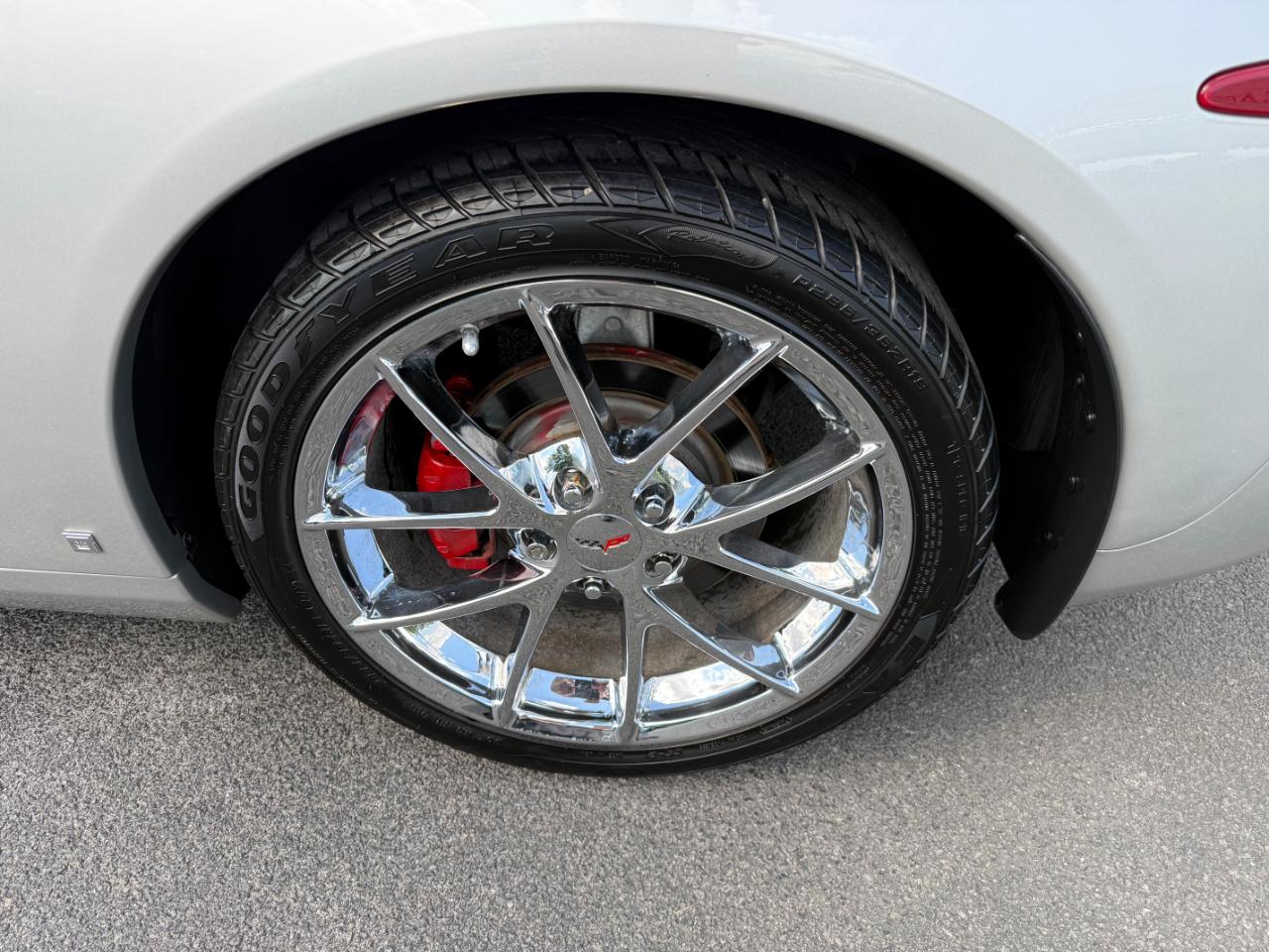 Chevrolet Corvette 2dr Conv 2006