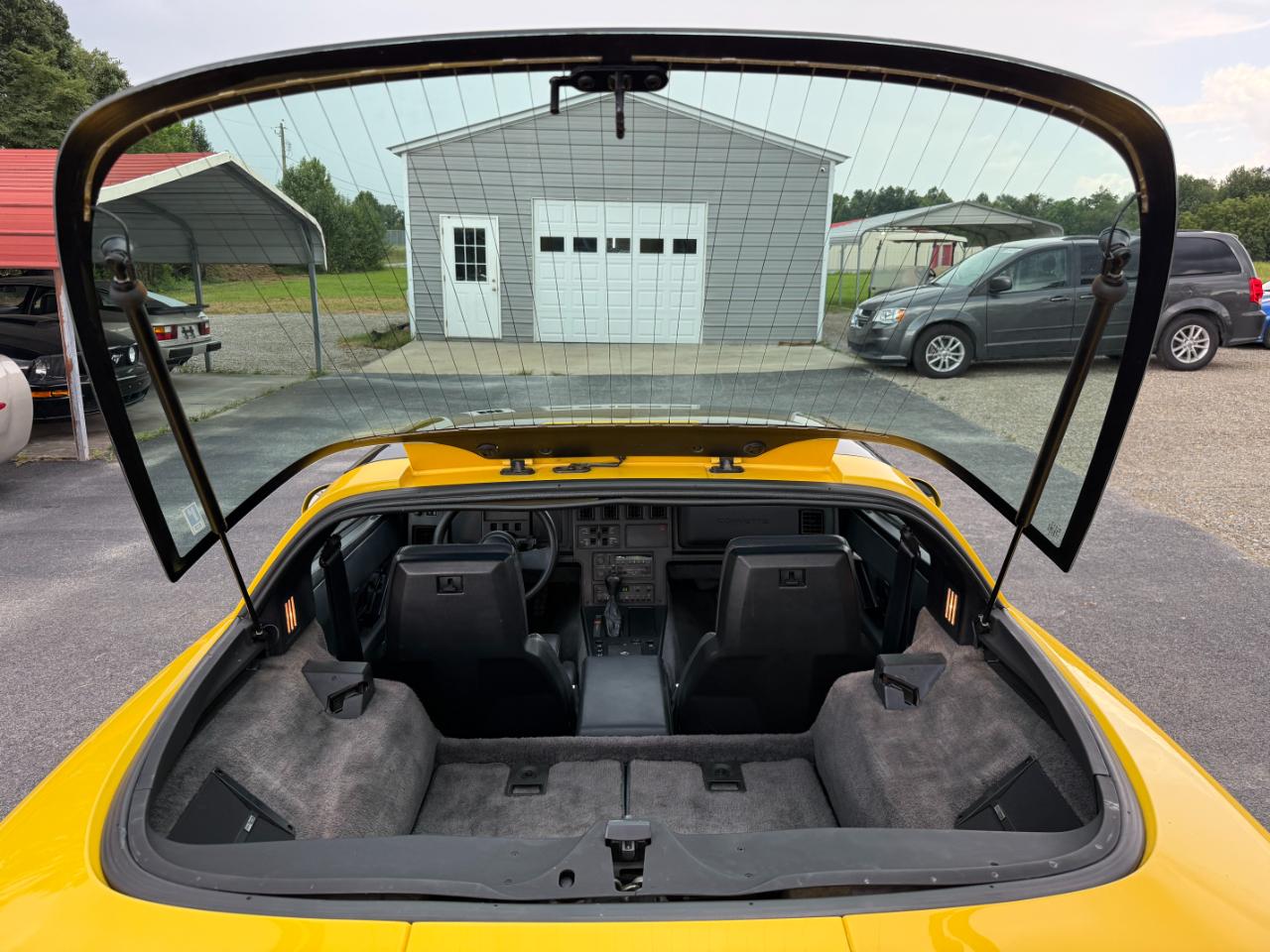 Chevrolet Corvette 2dr Hatchback Coupe 1986