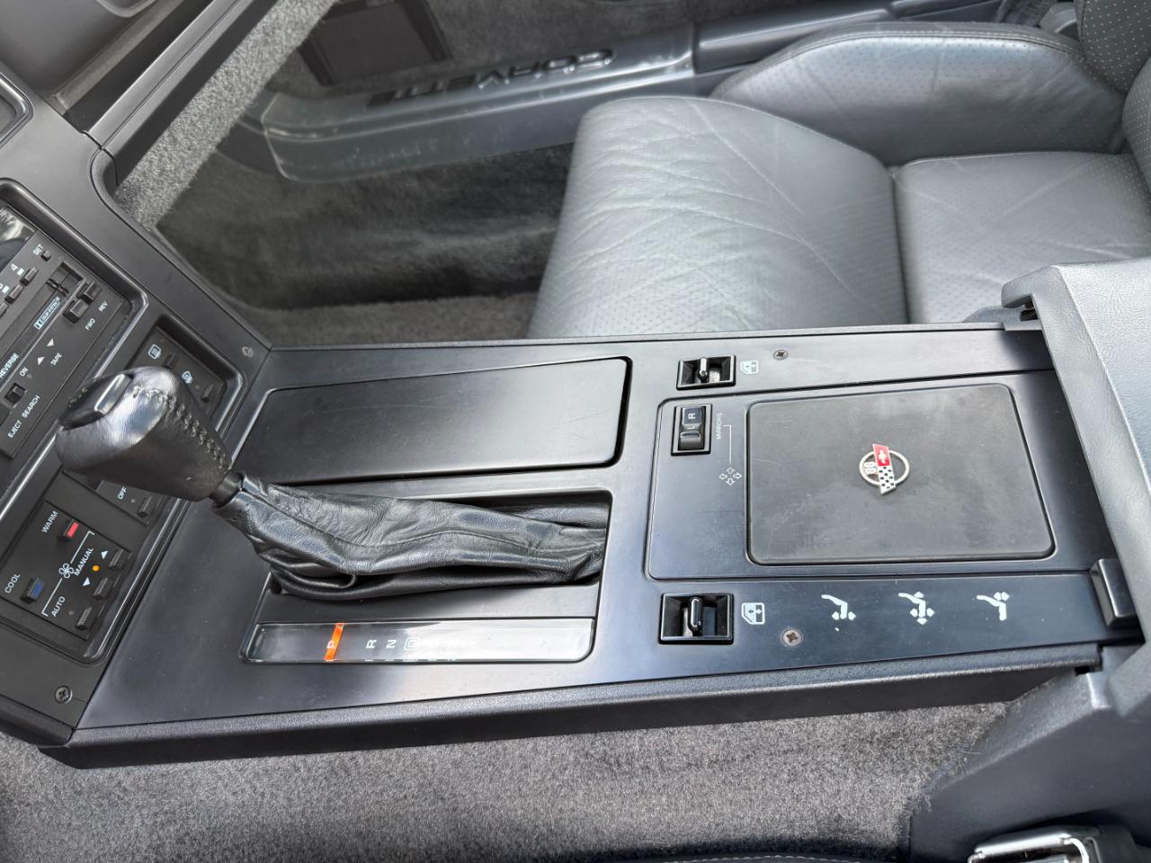 Chevrolet Corvette 2dr Hatchback Coupe 1986