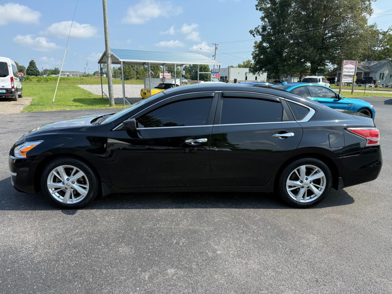 Nissan Altima 4dr Sdn I4 2.5 SV 2015