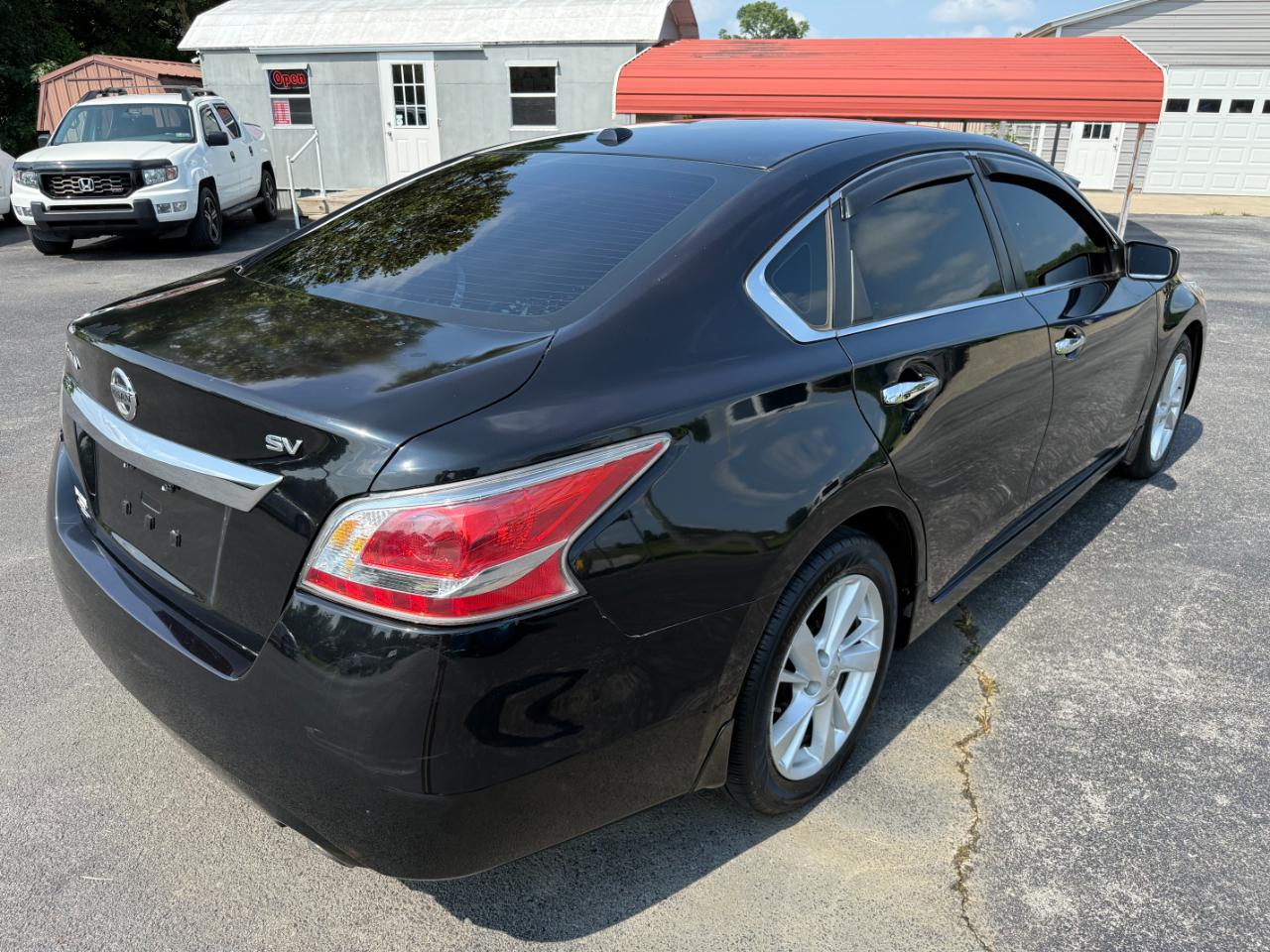 Nissan Altima 4dr Sdn I4 2.5 SV 2015