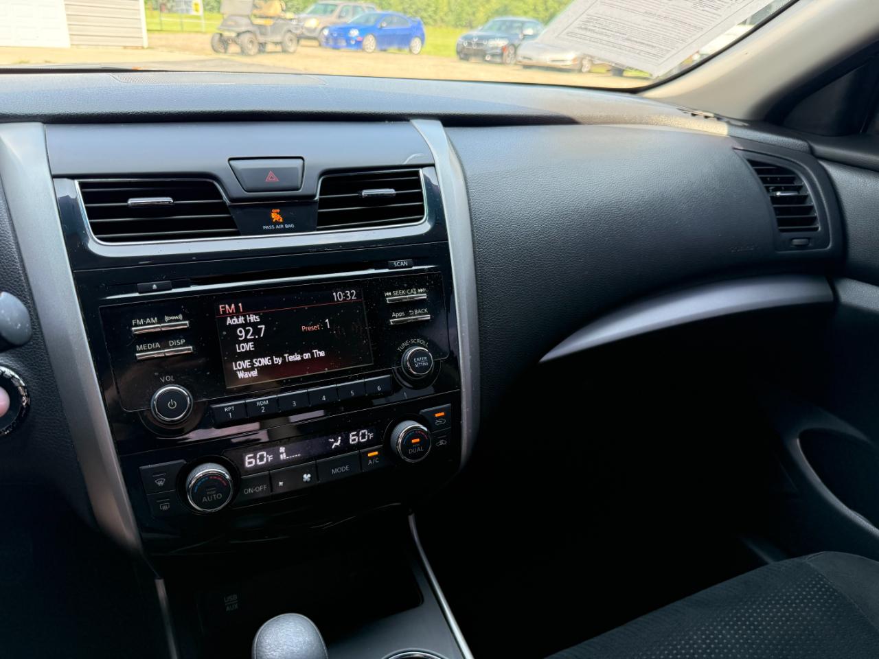 Nissan Altima 4dr Sdn I4 2.5 SV 2015