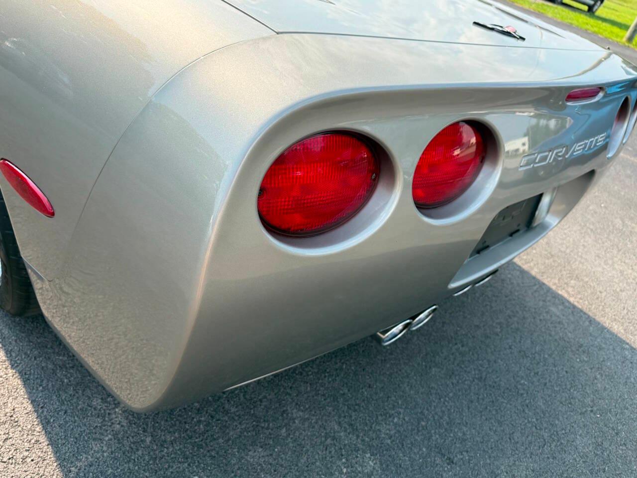 Chevrolet Corvette 2dr Convertible 1999