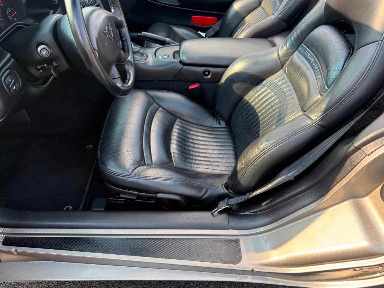 Chevrolet Corvette 2dr Convertible 1999