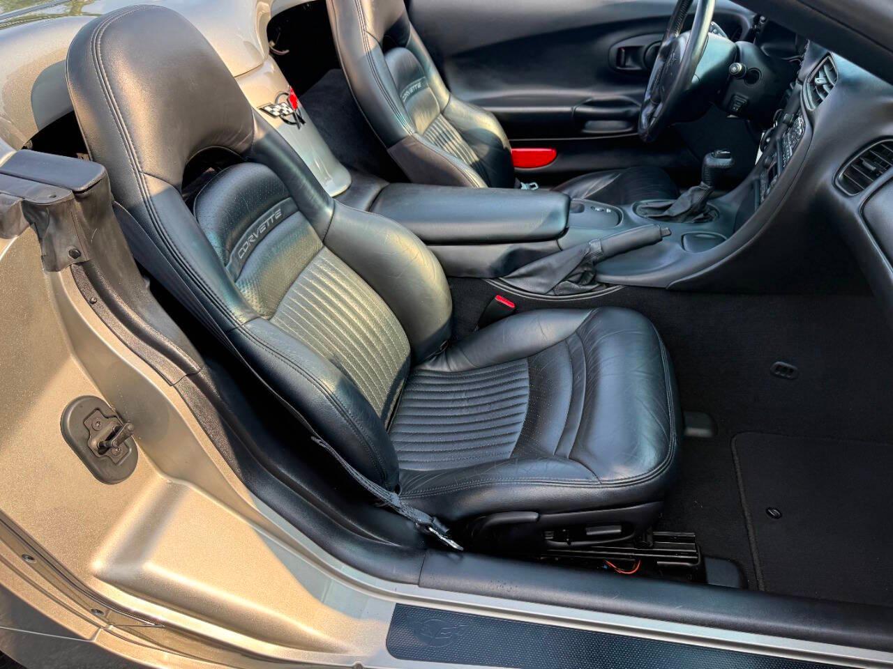 Chevrolet Corvette 2dr Convertible 1999