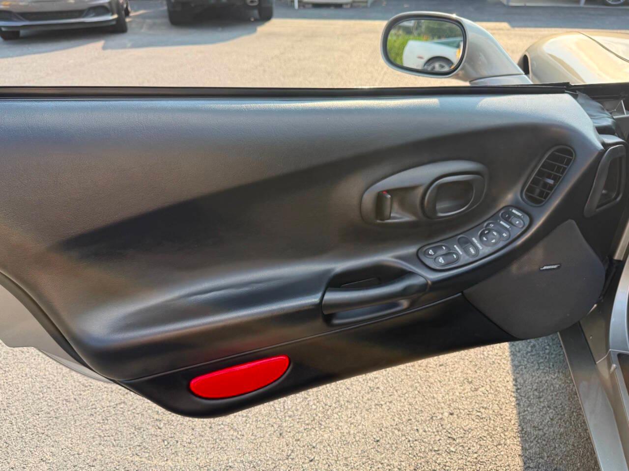 Chevrolet Corvette 2dr Convertible 1999