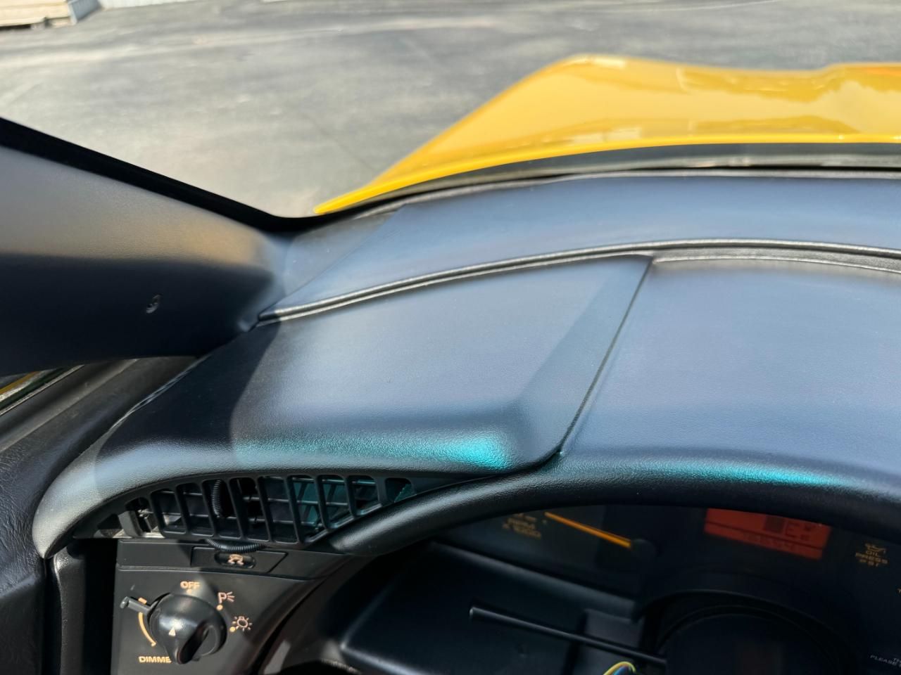 Chevrolet Corvette 2dr Convertible 1992