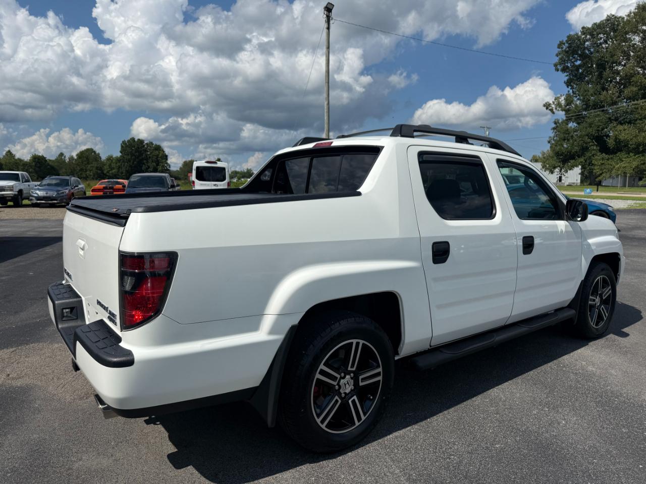 Honda Ridgeline 4WD Crew Cab Sport 2014