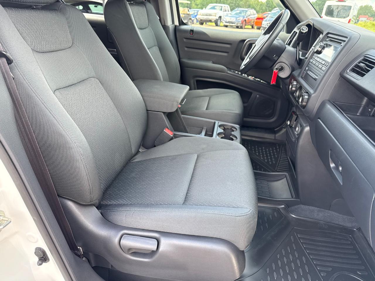Honda Ridgeline 4WD Crew Cab Sport 2014